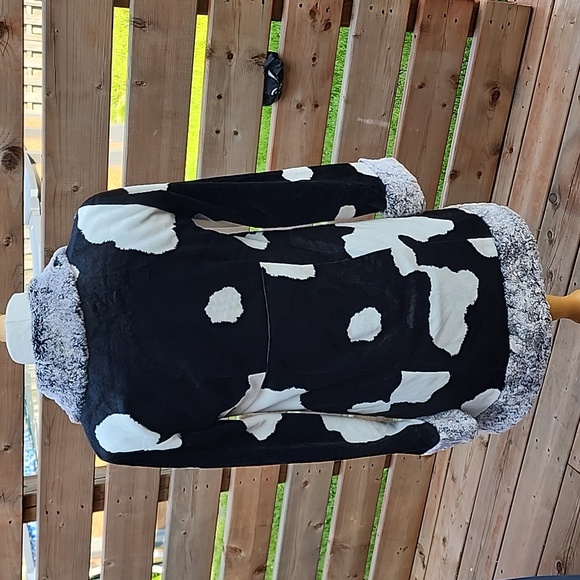 Vintage Monochrome Teddy Jacket - Picture 3 of 11